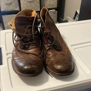Rare Men’s Ugg Brown Leather Chukka Wingtip Shoes